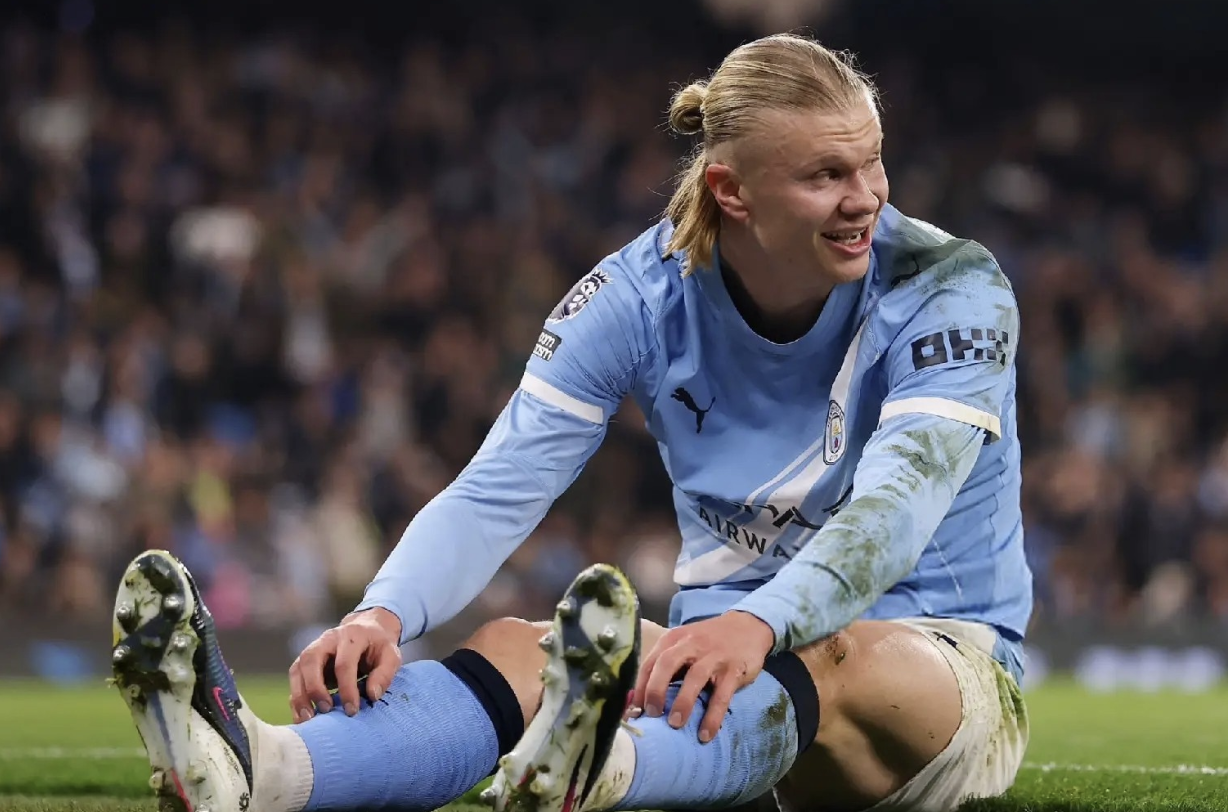 od体育app-2失良机！哈兰德被批不值2亿：全场0射正3数据挂零 6.1分全队最低